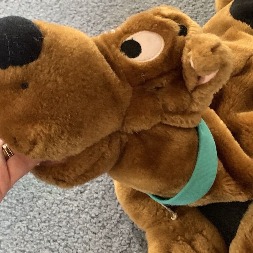 Scooby-Doo Lying Down Plush Pillow Warner Brothers 28” Vintage 2001 Rare